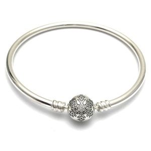 Pandora snowflake bangle
